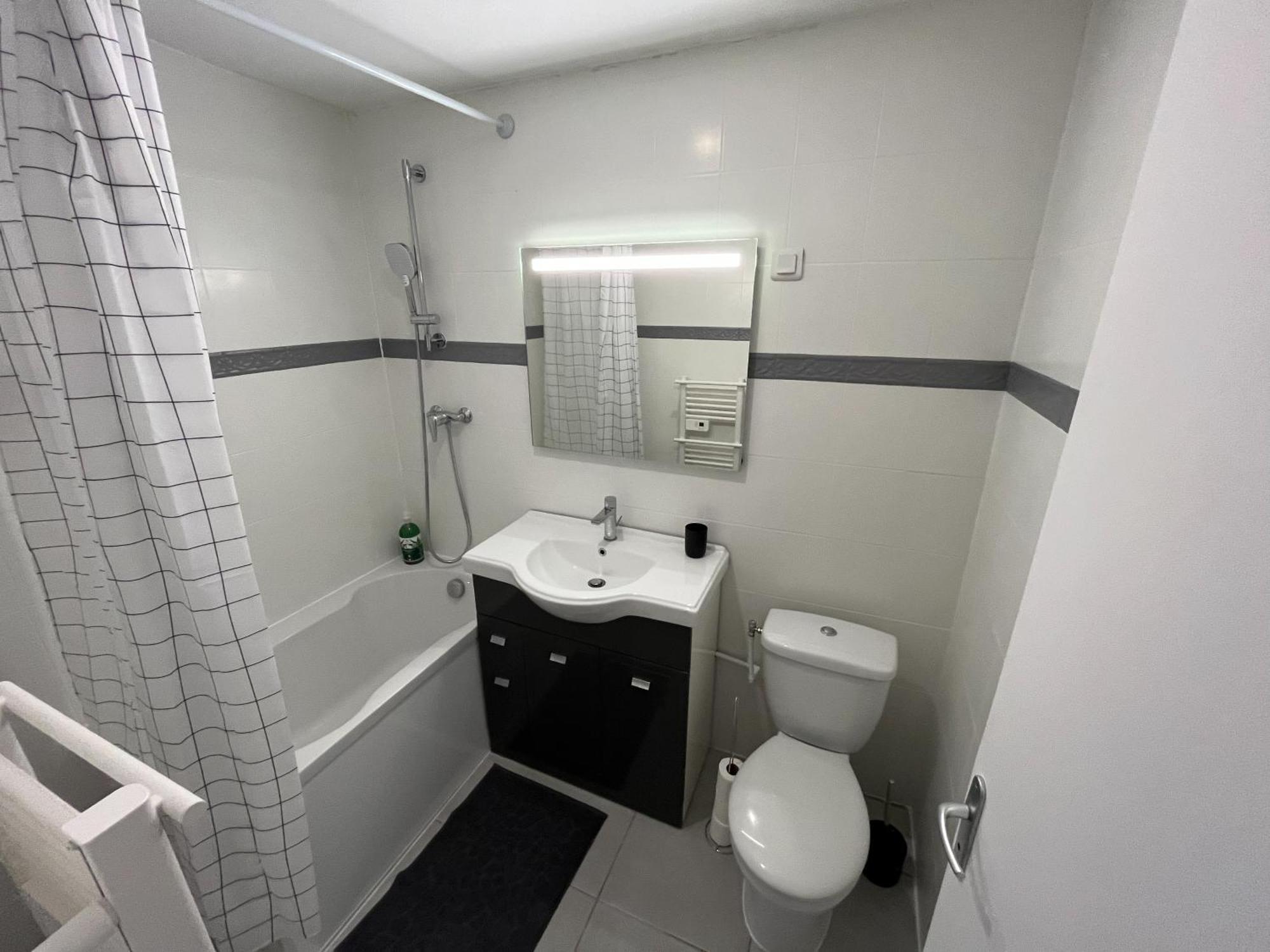 Grand Duplex Avec Billard Leilighet Villeneuve-Tolosane Eksteriør bilde
